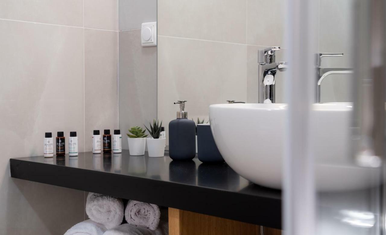 Ermou Athens City Center Apartment ภายนอก รูปภาพ